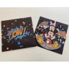 DEZACHE - Peinture sur disque vinyle et pochette "Mickey et Minnie" 32x32 cm - 2023